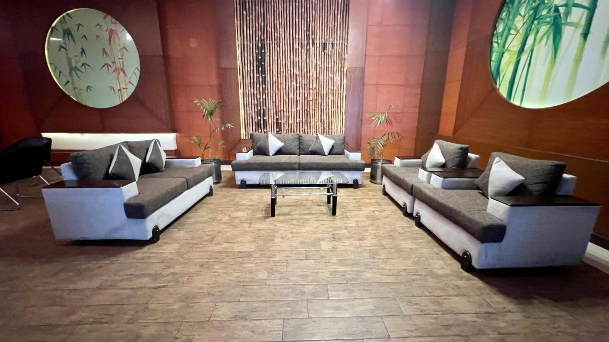 Centaurus Apartment Islamabad Esterno foto